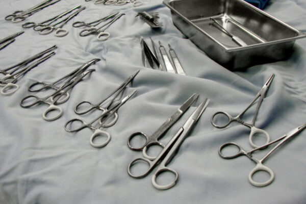 Surgical-Instruments-4-640x480